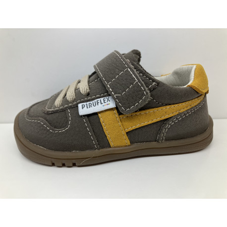 Deportivo barefoot marrón/mostaza
