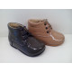 Bota charol arrugado cordones